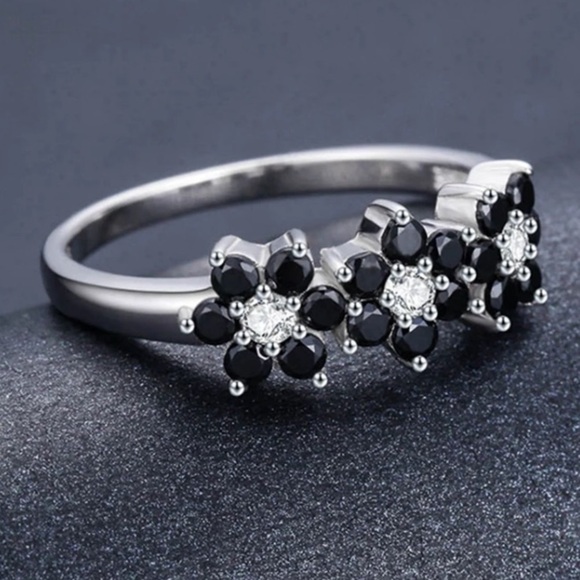 New S925 Black Spinel Diamond Sterling Silver Ring - Picture 2 of 4